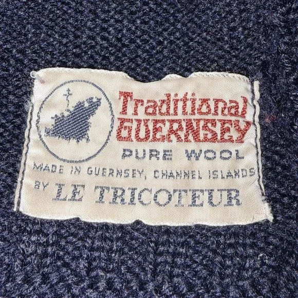 Le Tricoteur Vintage Guernsey Fisherman Sweater Navy Pure Wool Mens 38 Small - Picture 2 of 6